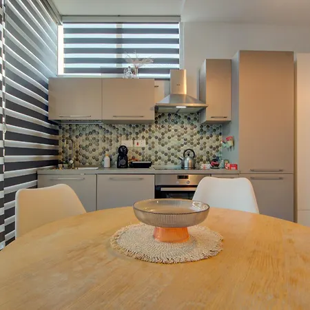 Апартаменты Cosy Penthouse In - Walking Distance To Valletta