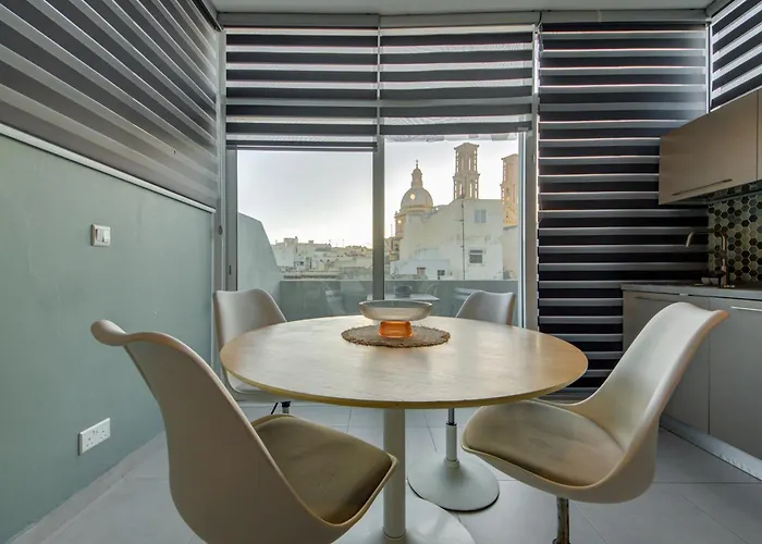 Cosy Penthouse In - Walking Distance To Valletta Апартаменты Hamrun