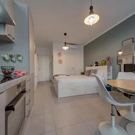 Apartment Cosy Penthouse In - Walking Distance To Valletta
