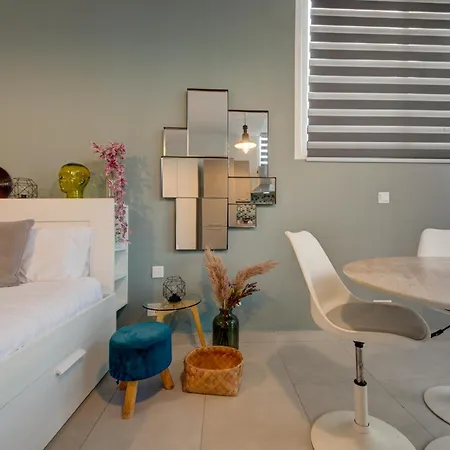 Apartamento Cosy Penthouse In - Walking Distance To Valletta Hamrun
