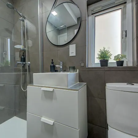 Cosy Penthouse In - Walking Distance To Valletta Hamrun